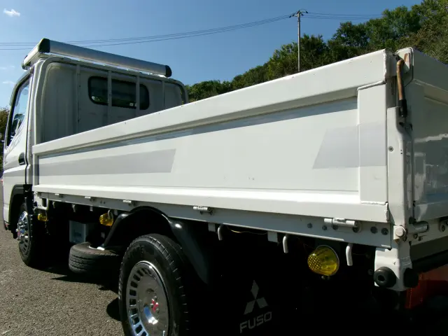 三菱 キャンターガッツ PDG-FB70B(2WD)の写真24