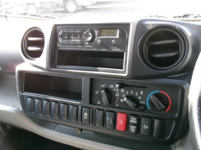 日野 デュトロ TKG-XZU620T(2WD)の写真20