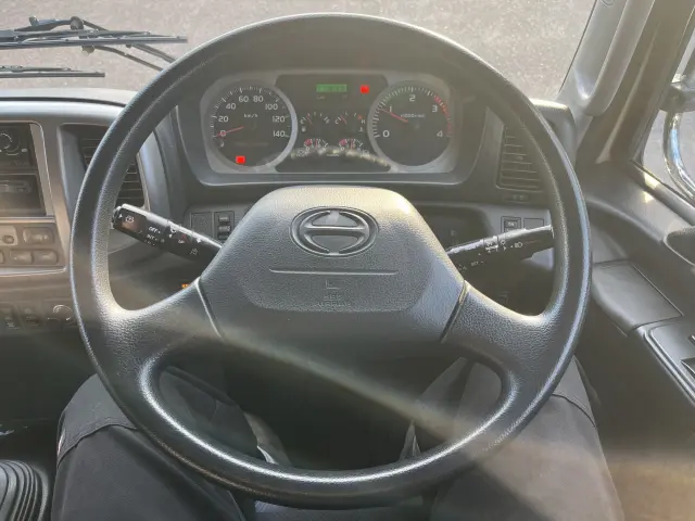 日野 レンジャー TPG-FD7JLAG(2WD)の写真11