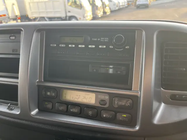 日野 レンジャー TPG-FD7JLAG(2WD)の写真18