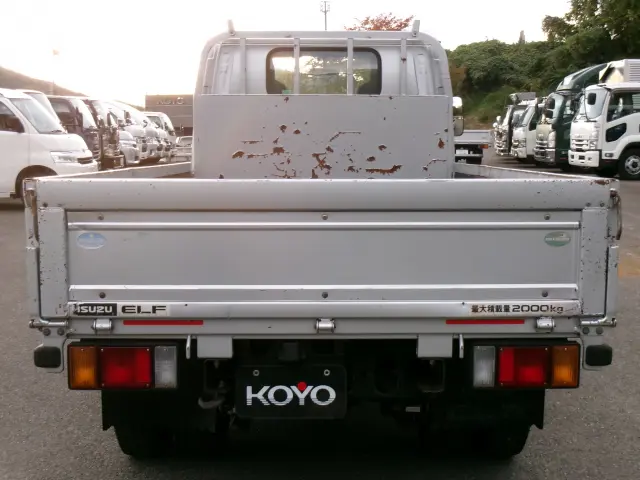 いすゞ エルフ TRG-NJR85A(2WD)の写真5