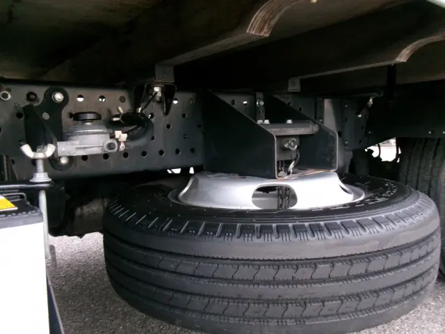 いすゞ エルフ TRG-NJR85A(2WD)の写真37