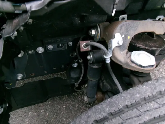 いすゞ エルフ TRG-NJR85A(2WD)の写真38