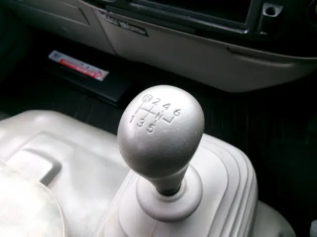 日野 デュトロ BKG-XZU344M(2WD)の写真15