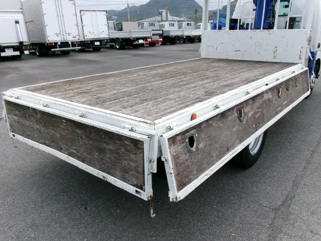 日野 デュトロ BKG-XZU344M(2WD)の写真32