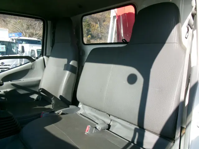 日野 デュトロ SKG-XZU650M(2WD)の写真14