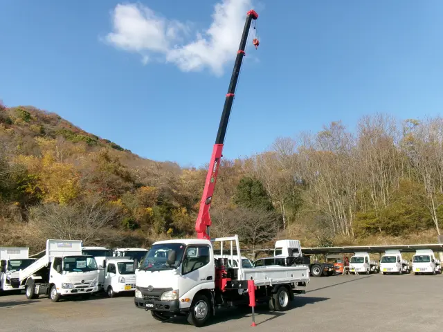 日野 デュトロ SKG-XZU650M(2WD)の写真23
