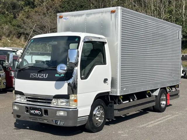 いすゞ エルフ KK-NKR66LAV(2WD)の写真1