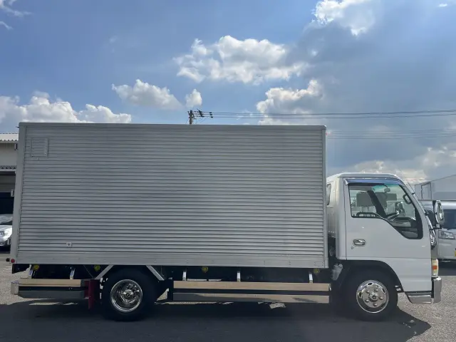 いすゞ エルフ KK-NKR66LAV(2WD)の写真8