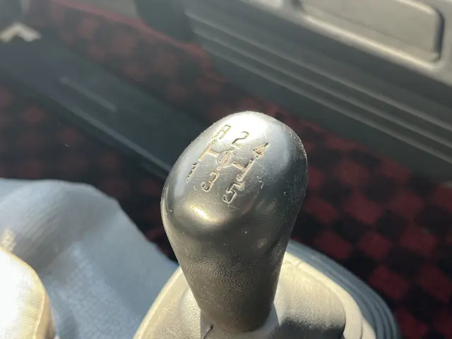 いすゞ エルフ KK-NKR66LAV(2WD)の写真18