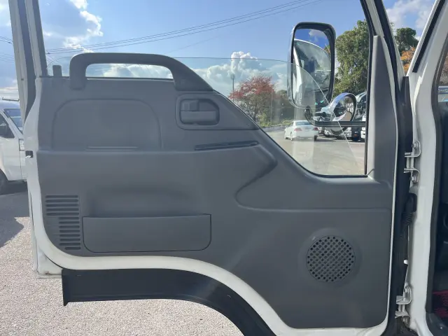 いすゞ エルフ KK-NKR66LAV(2WD)の写真21