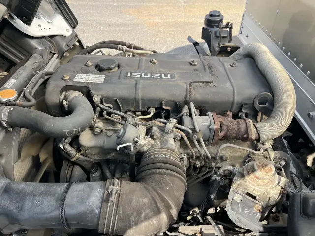 いすゞ エルフ KK-NKR66LAV(2WD)の写真47