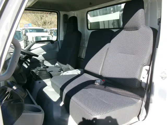 日野 デュトロ 2KG-XZU712M(2WD)の写真17