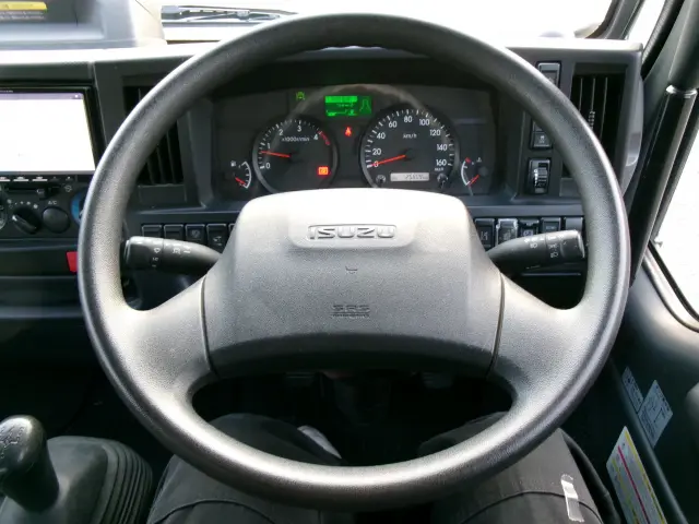 いすゞ エルフ 2RG-NKR88AD(2WD)の写真11