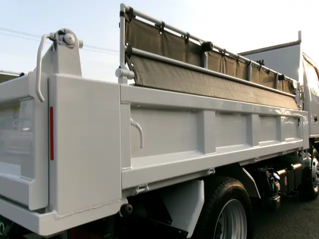 いすゞ エルフ 2RG-NKR88AD(2WD)の写真23