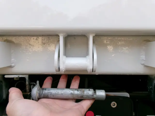 いすゞ エルフ 2RG-NKR88AD(2WD)の写真27