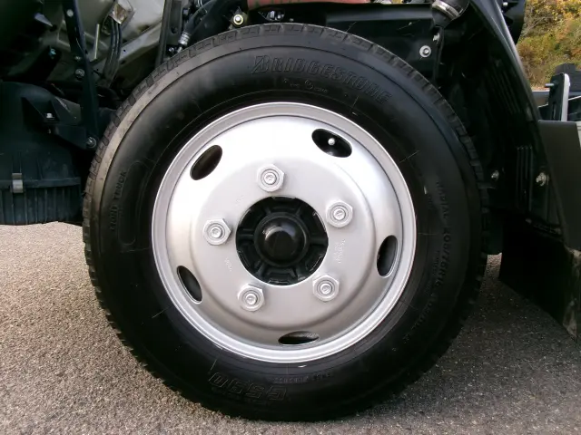 いすゞ エルフ 2RG-NKR88AD(2WD)の写真35