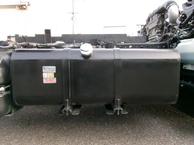 いすゞ エルフ 2RG-NKR88AD(2WD)の写真40