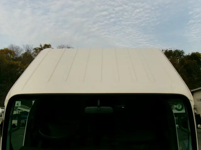 いすゞ エルフ 2RG-NKR88AD(2WD)の写真42