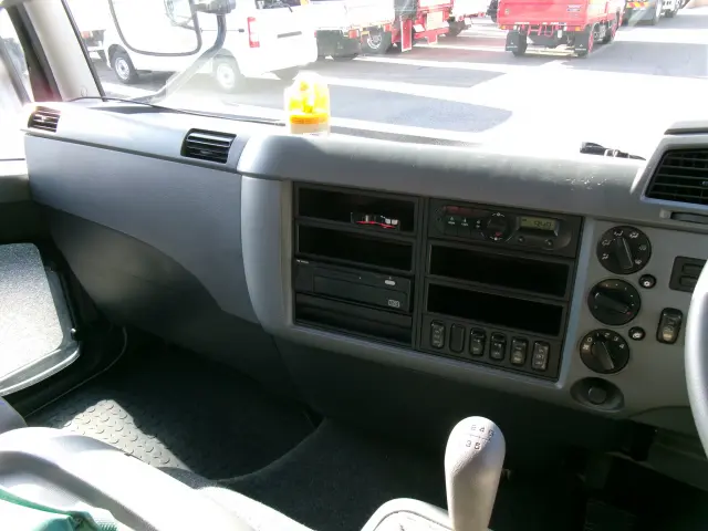 三菱 ファイター TKG-FK62FY(2WD)の写真14