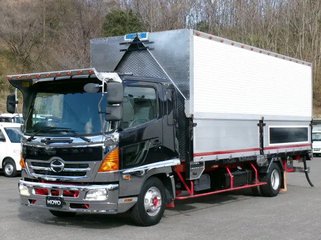 日野 レンジャー ADG-FD7JLWAの写真1