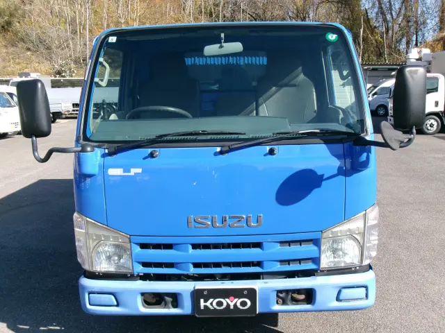 いすゞ エルフ BDG-NKR85AD(2WD)の写真8