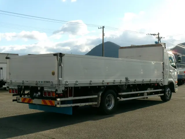 三菱 ファイター LKG-FK62FZ(2WD)の写真2