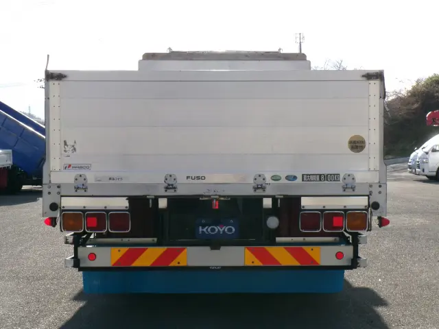 三菱 ファイター LKG-FK62FZ(2WD)の写真6