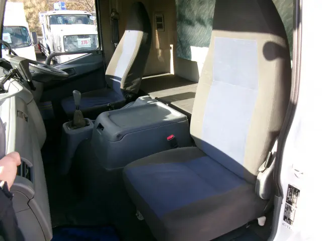 三菱 ファイター LKG-FK62FZ(2WD)の写真27