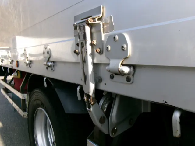 三菱 ファイター LKG-FK62FZ(2WD)の写真33