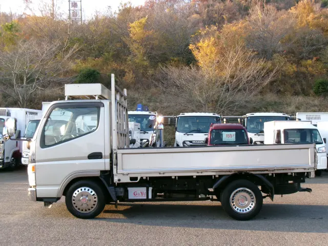 三菱 キャンターガッツ PA-FB70BB(2WD)の写真4