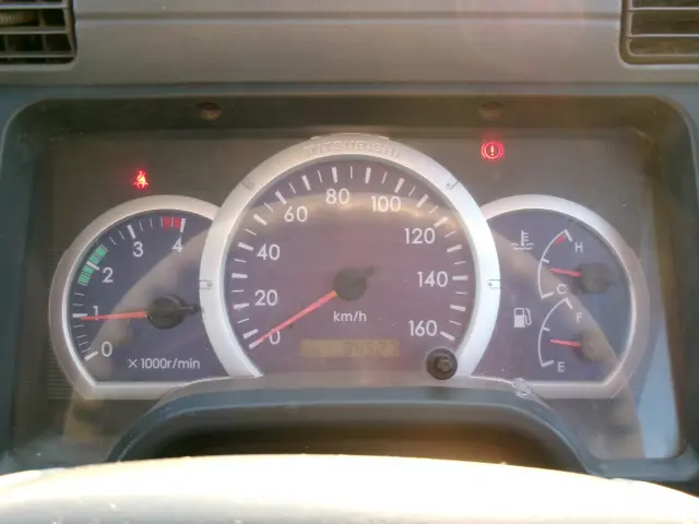 三菱 キャンターガッツ PA-FB70BB(2WD)の写真12