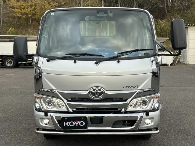 トヨタ ダイナ 2PG-GDY281(4WD)の写真2