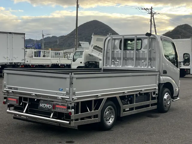 トヨタ ダイナ 2PG-GDY281(4WD)の写真9