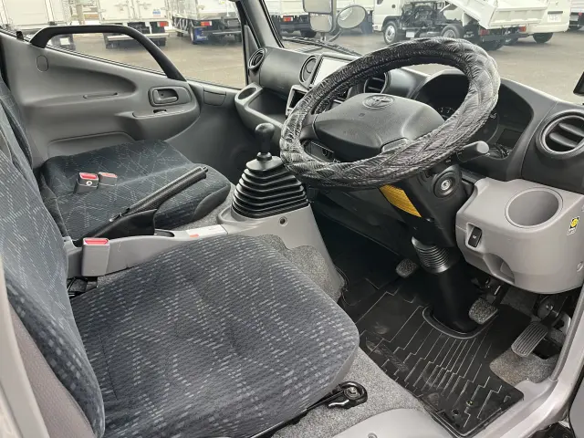 トヨタ ダイナ 2PG-GDY281(4WD)の写真11