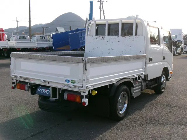トヨタ ダイナ 2RG-XZU605(2WD)の写真4