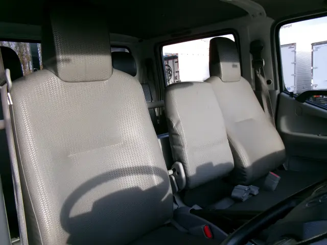 トヨタ ダイナ 2RG-XZU605(2WD)の写真10