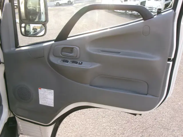 トヨタ ダイナ 2RG-XZU605(2WD)の写真18