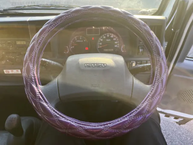 いすゞ エルフ TPG-NKR85AN(2WD)の写真11