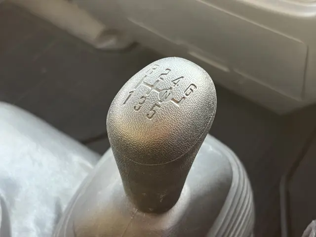 いすゞ エルフ TPG-NKR85AN(2WD)の写真18