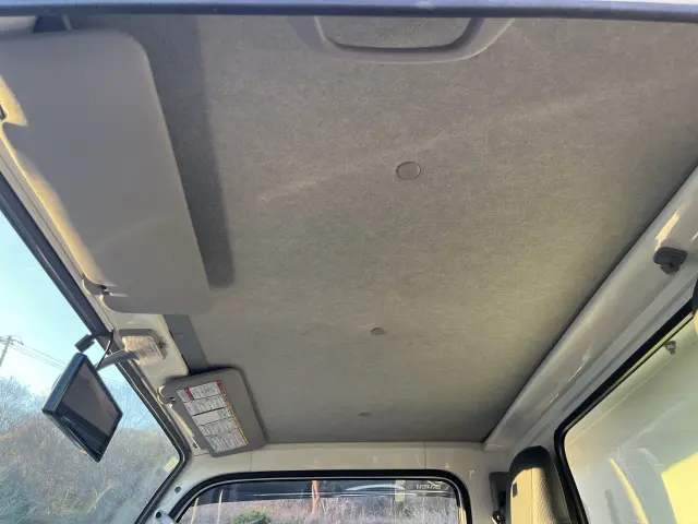 いすゞ エルフ TPG-NKR85AN(2WD)の写真20