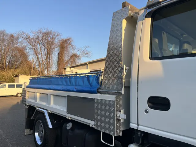 いすゞ エルフ TPG-NKR85AN(2WD)の写真21