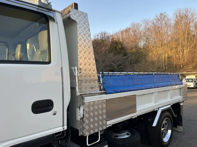 いすゞ エルフ TPG-NKR85AN(2WD)の写真23