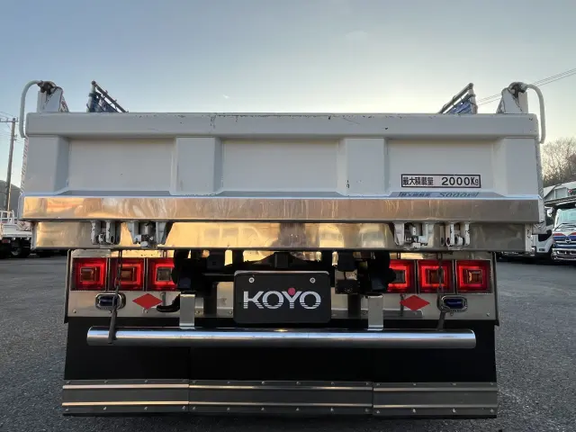 いすゞ エルフ TPG-NKR85AN(2WD)の写真28