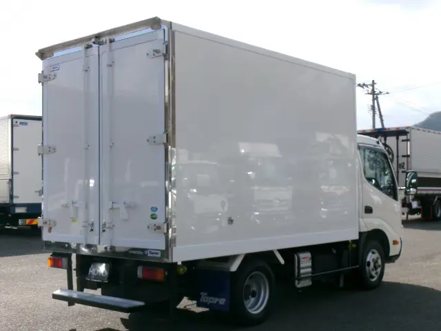 日野 デュトロ 2RG-XZC605M(2WD)の写真4