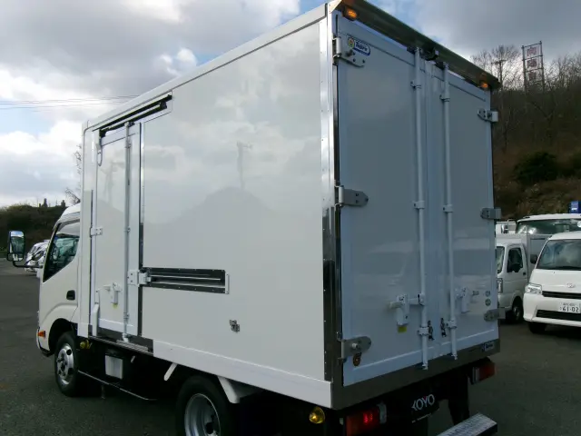 日野 デュトロ 2RG-XZC605M(2WD)の写真18