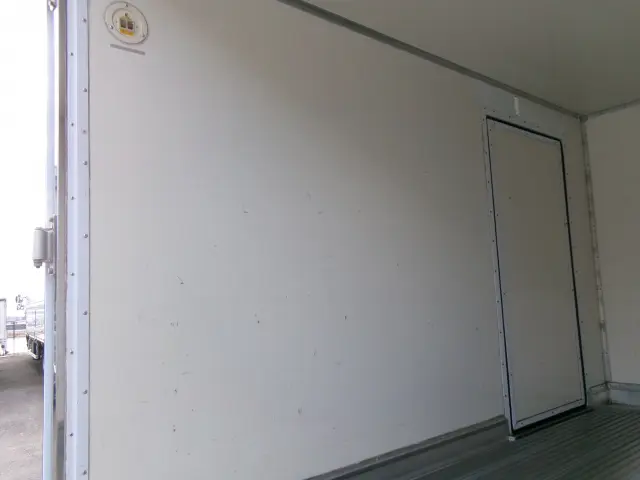 日野 デュトロ 2RG-XZC605M(2WD)の写真21