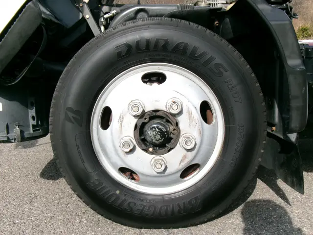 日野 デュトロ KK-XZU311T(2WD)の写真32