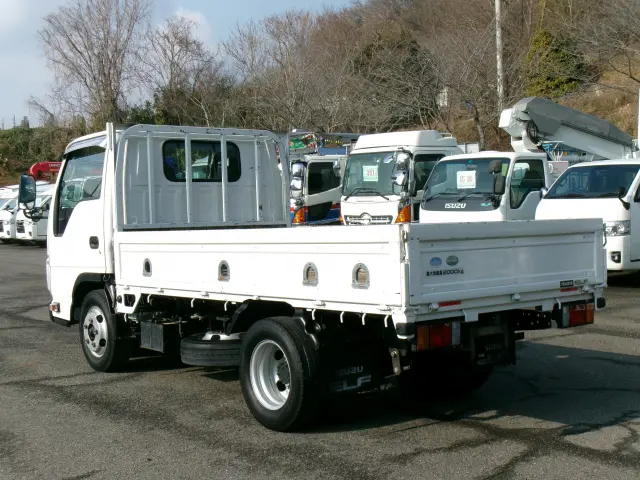 いすゞ エルフ TKG-NJR85A(2WD)の写真3