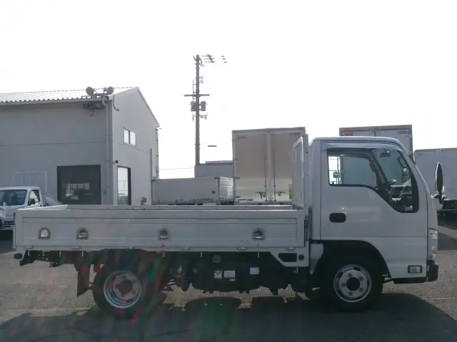 いすゞ エルフ TKG-NJR85A(2WD)の写真5